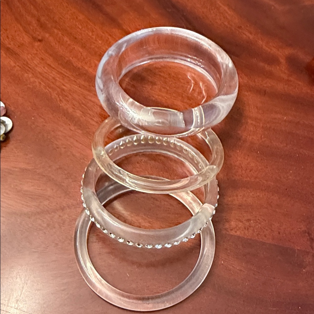 Elegant Clear Crystal Bracelet Set - Picture 3 of 9